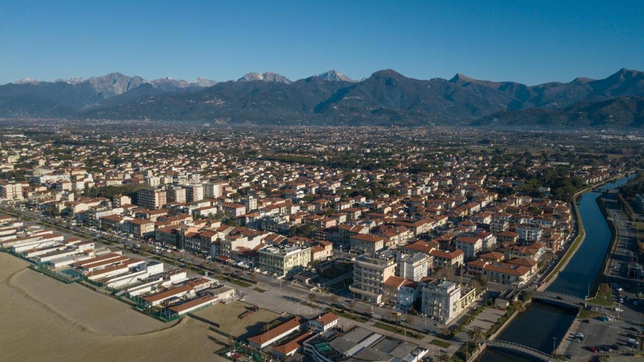 "Libeccio Apartment" Con Garage Privato Lido di Camaiore Exterior photo